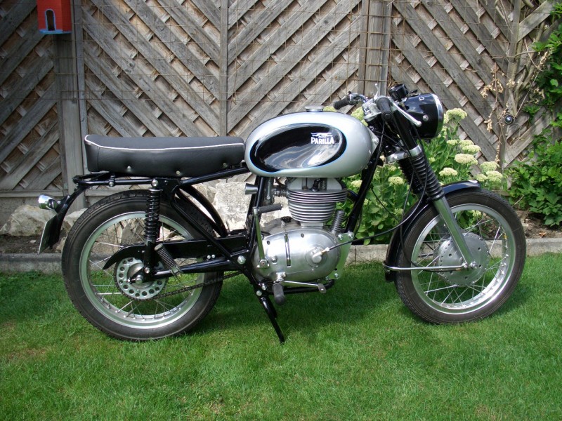 Moto Parilla 250 ccm
