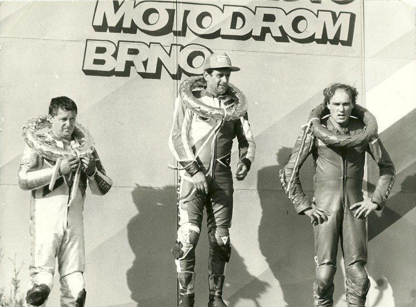Brno 1989. 500 cc.1e Pavel Dekanek.2e Harry Heutmekers. 3e Marian Troliga.
