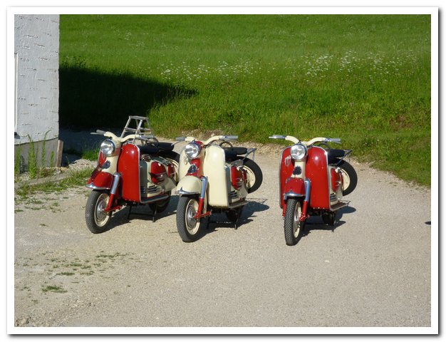 3 PUCH 150 SR Der PUCH FREUNDE STEYRTAL
Puch 150 SR 
Puch Freunde Steyrtal
Schlüsselwörter: Waukis Puch 150 SR1960F REUNDE STEYRTAL 