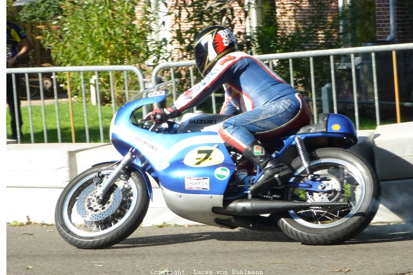 Historische motor GP Eext - 23 augustus 2015
Gerard Kampen - Suzuki TR500
