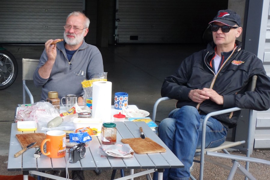 Coupes Moto Légende 2015
Friedel Gerritzen, Matthias Farwick
