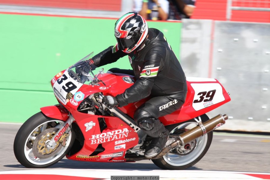 200 Miglia di Imola Revival 2011 
Romano Cantoni, Yamaha TZ700
