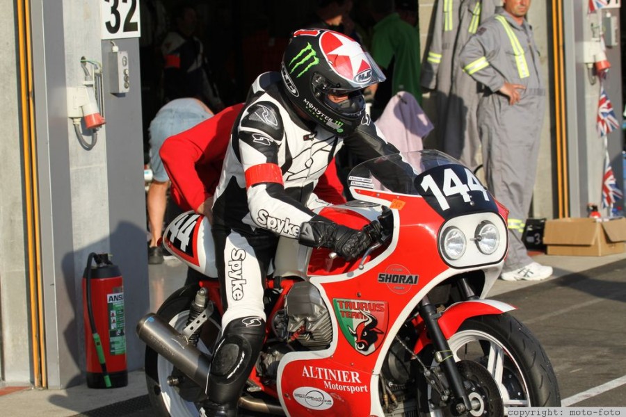 Samuele Sardi / Oreste Zaccarelli, Moto Guzzi 850 T3
