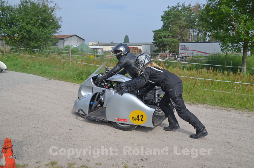 DSC_0086~5.jpg