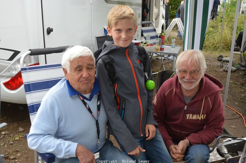 Lucas besucht seit Jahren seine Rennfahrerfreunde
