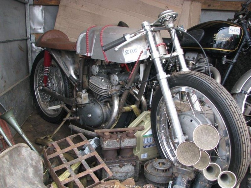 VETERAMA Mannheim 2015
ist das JAWA oder   was?
