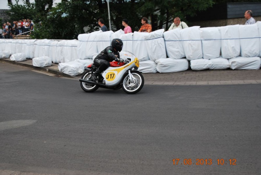 Schottenring Classic Grand-Prix 2013
Stephan Otto - Honda CB 72/77
