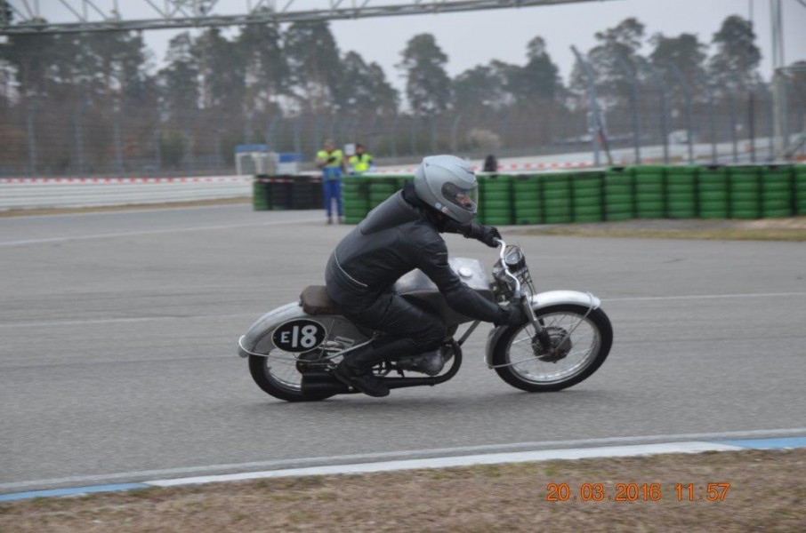 DSC_0185~0.jpg