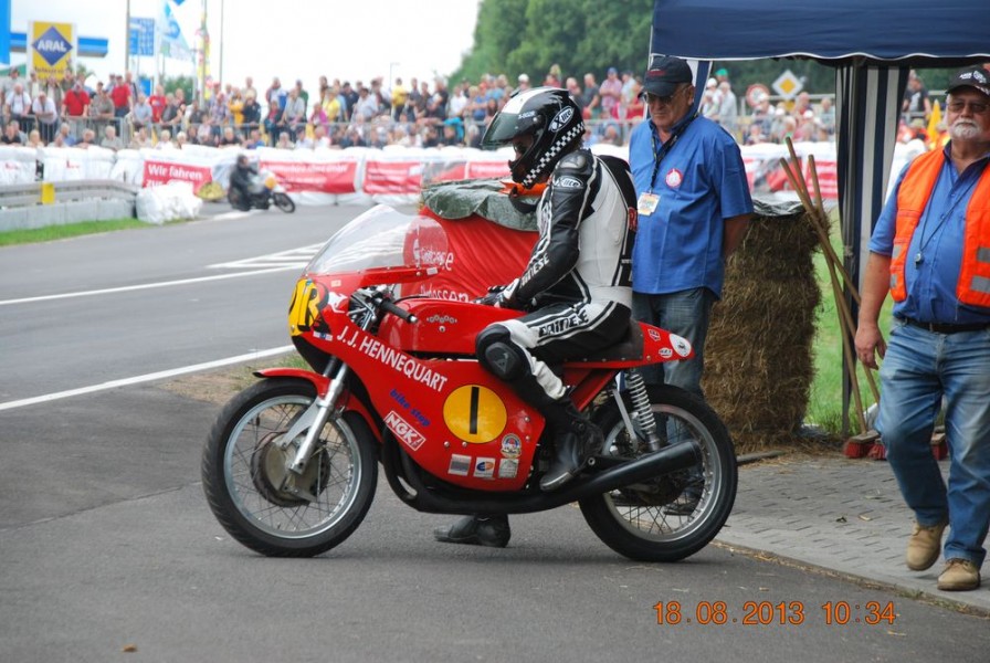 Schottenring Classic Grand-Prix 2013
Phil Read - Paton
