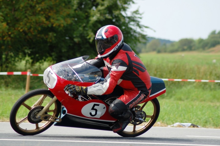 Ingo Emmerich - Kreidler 50cc 1979
geb. 30. Januar 1950 in Nettersheim unweit von Nürnberg
17. Zschorlauer Dreieckrennen 2013
Schlüsselwörter: Peter Wolf