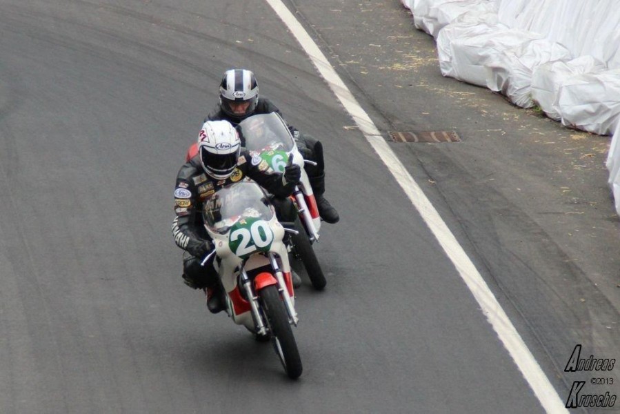 Schottenring Classic Grand-Prix 2013
Sven Bennin, Peter Frohnmeyer - Yamaha T 250 E
