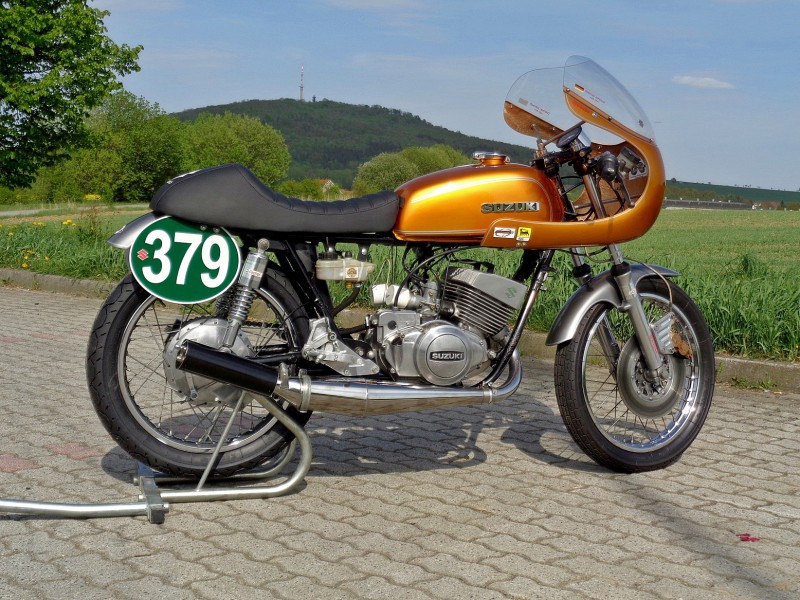 Suzuki GT-250 Cup
Vor dem Berg
