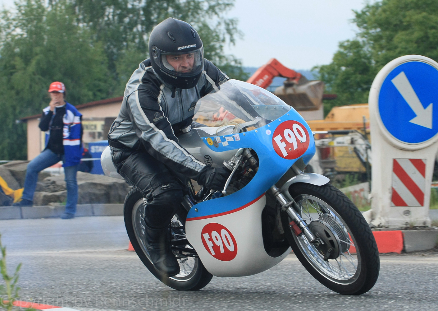 Treffen online de motorrad