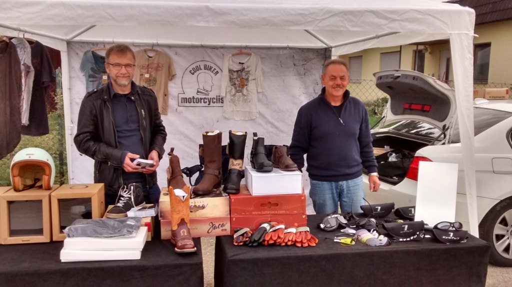 Die Jungs vom Motorcyclist / Volkach an Ihrem Stand
