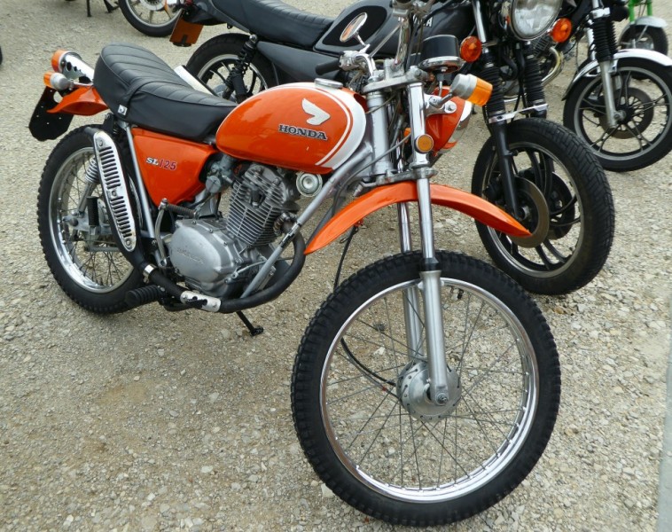 seltene SL125 in toller, nicht originaler lackierung
