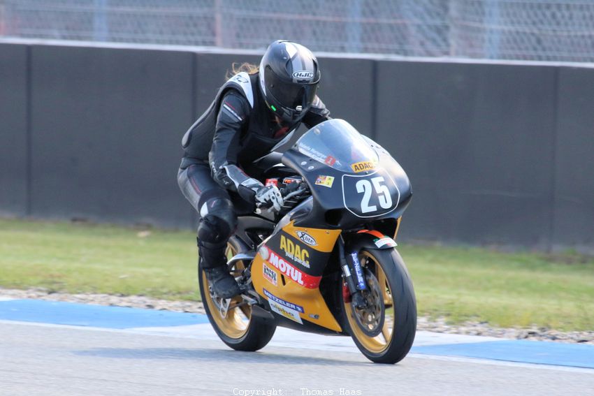 Valerie Horwege Aprilia RS125
