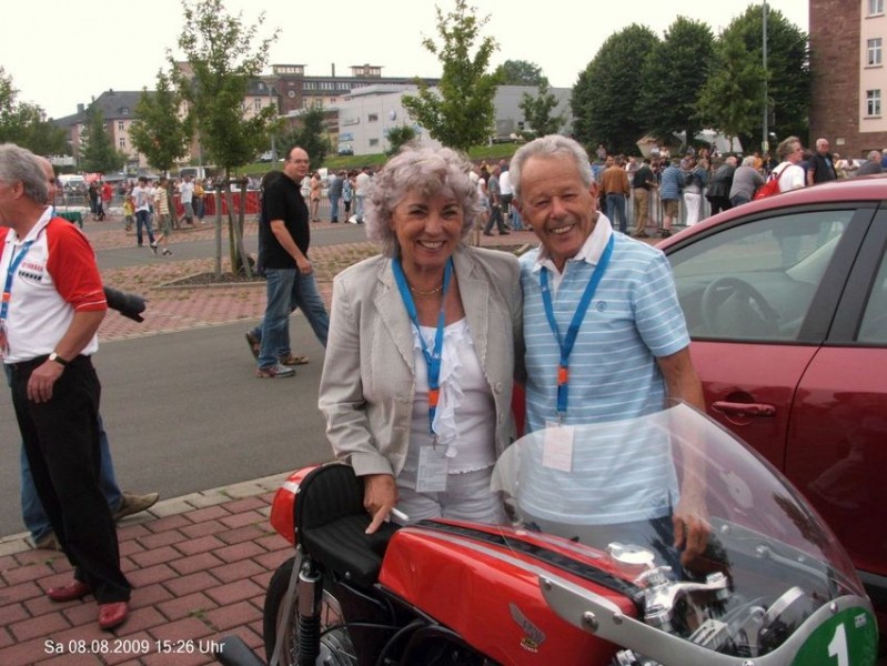 2009 - "60 Jahre Rennstadt St. Wendel"
Tilde und Luigi Taveri
