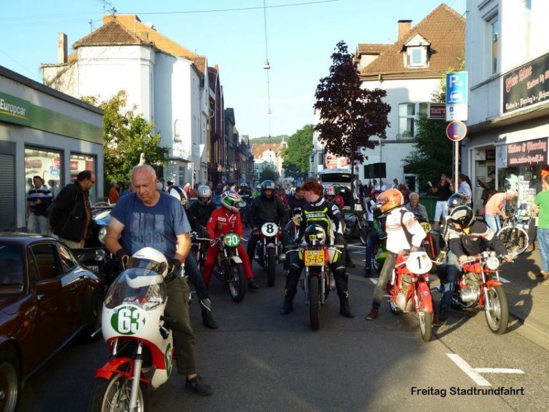 b_24_Stadtrundfahrt.jpg