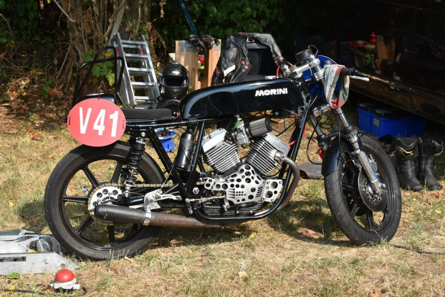 V41
Karlheinz Liebrandt, Naila
Moto Morini 3 1/2 Sport, 1975, 400 ccm
