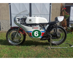 YAMAHA 250 - 2