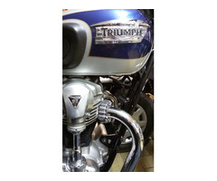 KAWASAKI W 650