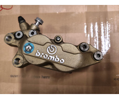 Étrier brembo gauche