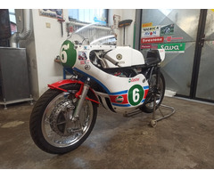 YAMAHA 250 - 2