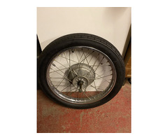Vorderrad für Yamaha SR 250 SE, Trommelbremse, Steckachse. - 4