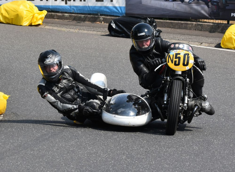 N50
 Hans Bröskamp, Beelen
Holger Schäfe, Osdorf
BMW R69S, 1962, 600 ccm
